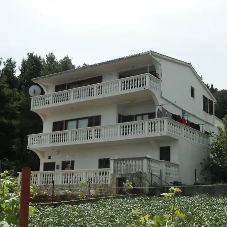 Apartments By The Sea Kali, Ugljan - 346 Apartment